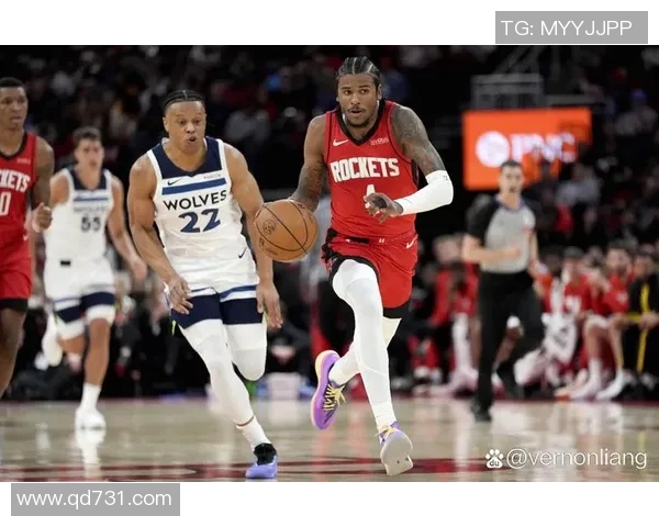 火箭队与森林狼的激烈对决12月04日NBA常规赛精彩回顾与分析